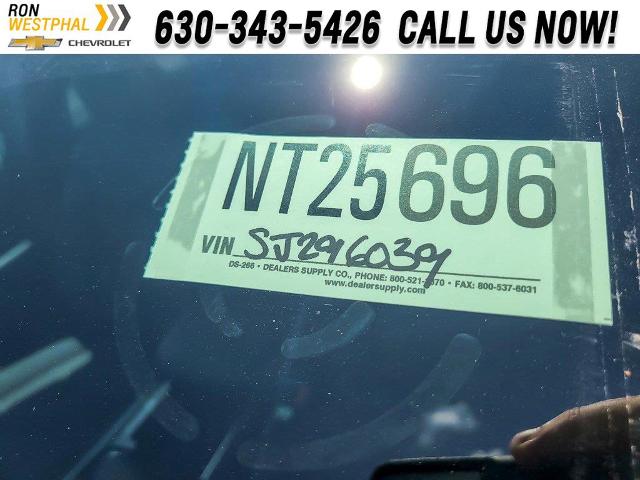 2025 Chevrolet Traverse Vehicle Photo in AURORA, IL 60503-9326