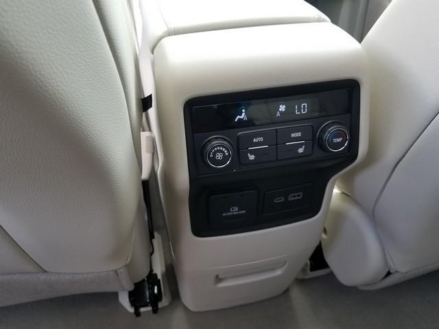 2023 GMC Acadia Vehicle Photo in ELYRIA, OH 44035-6349