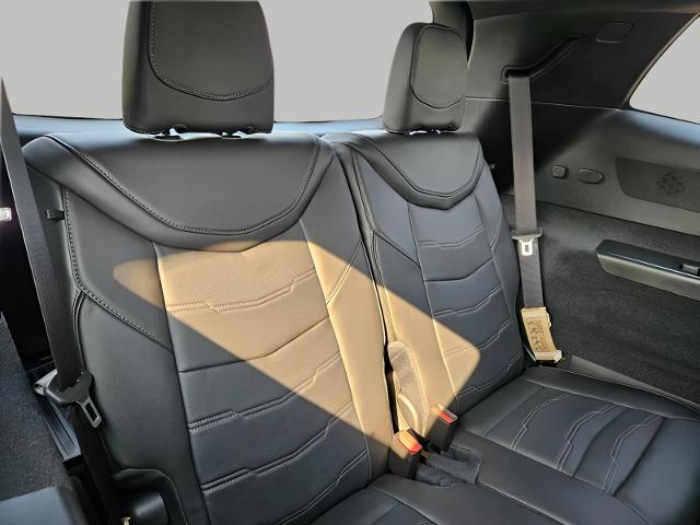 2025 Cadillac XT6 Vehicle Photo in MADISON, WI 53713-3220