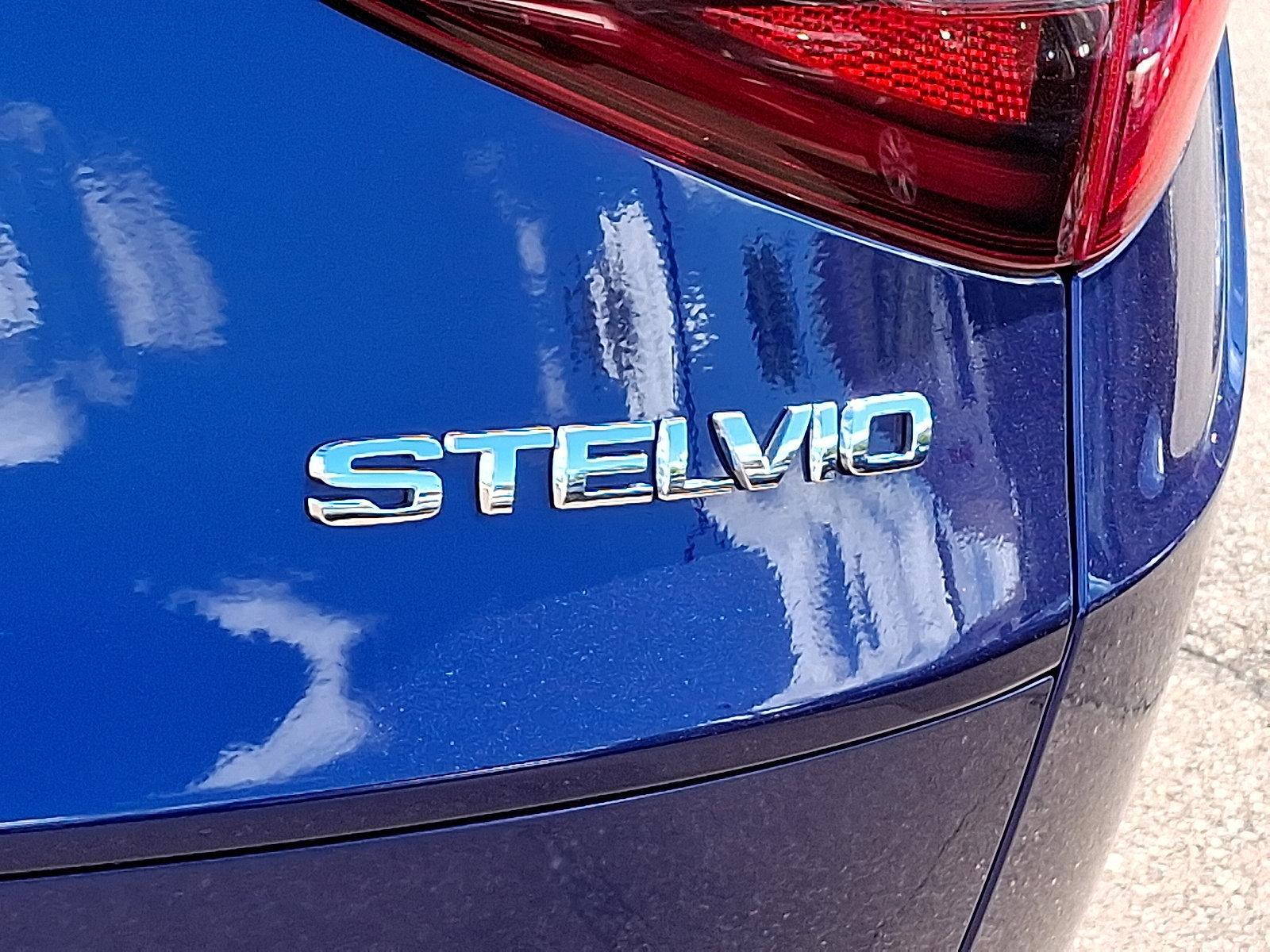 2023 Alfa Romeo Stelvio Vehicle Photo in Willow Grove, PA 19090