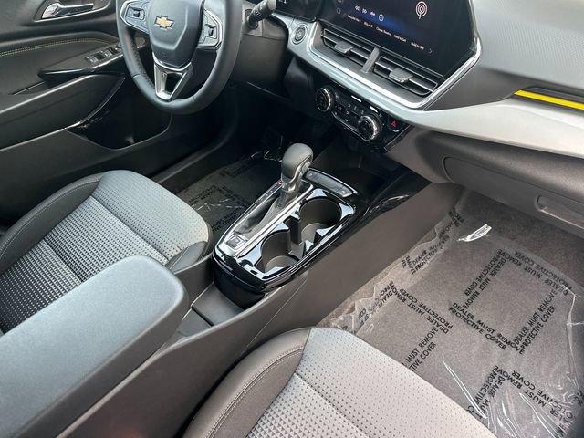 2025 Chevrolet Trax Vehicle Photo in RIVERSIDE, CA 92504-4106