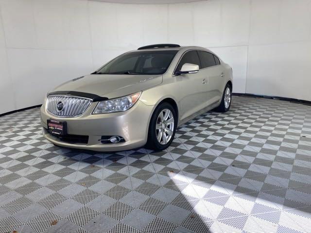 2012 Buick LaCrosse Sedan Vehicle Photo in MEDINA, OH 44256-9001