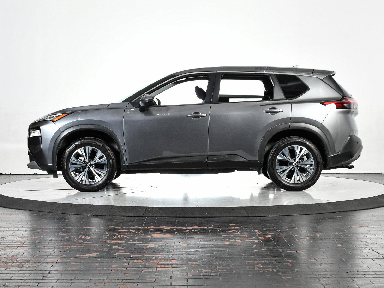 2022 Nissan Rogue Vehicle Photo in DALLAS, TX 75235