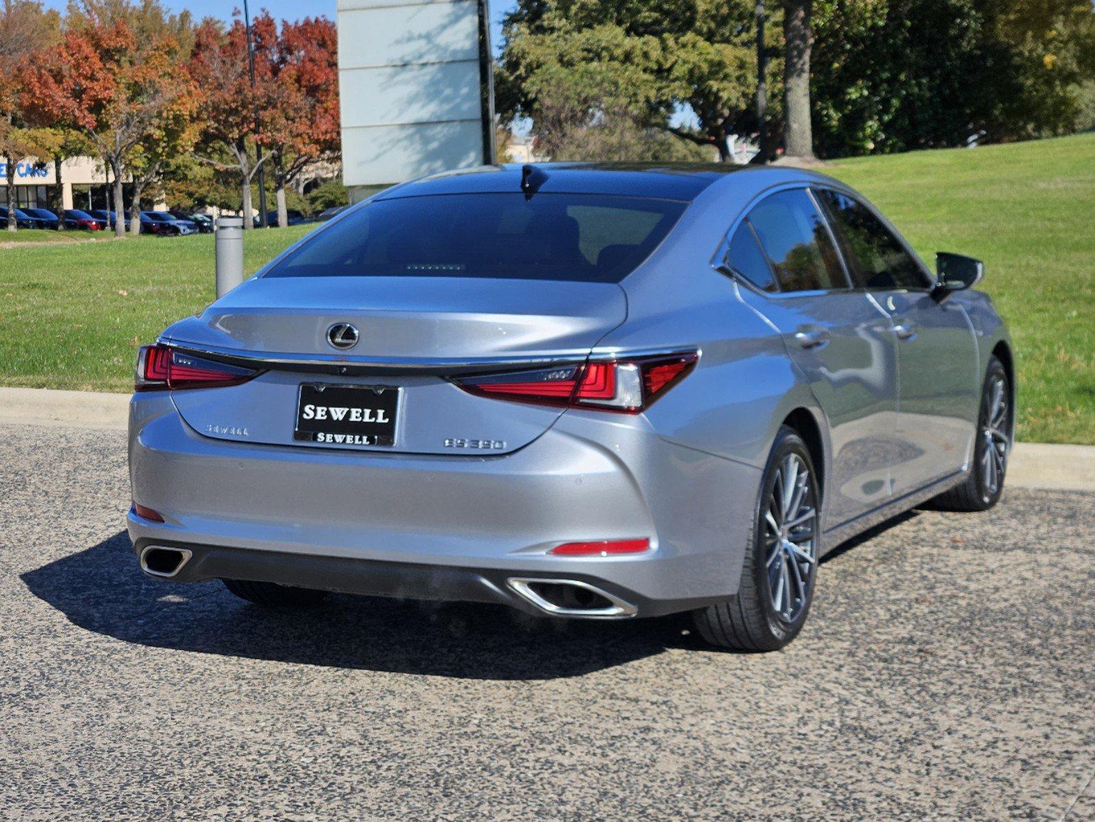 2023 Lexus ES 350 Vehicle Photo in FORT WORTH, TX 76132