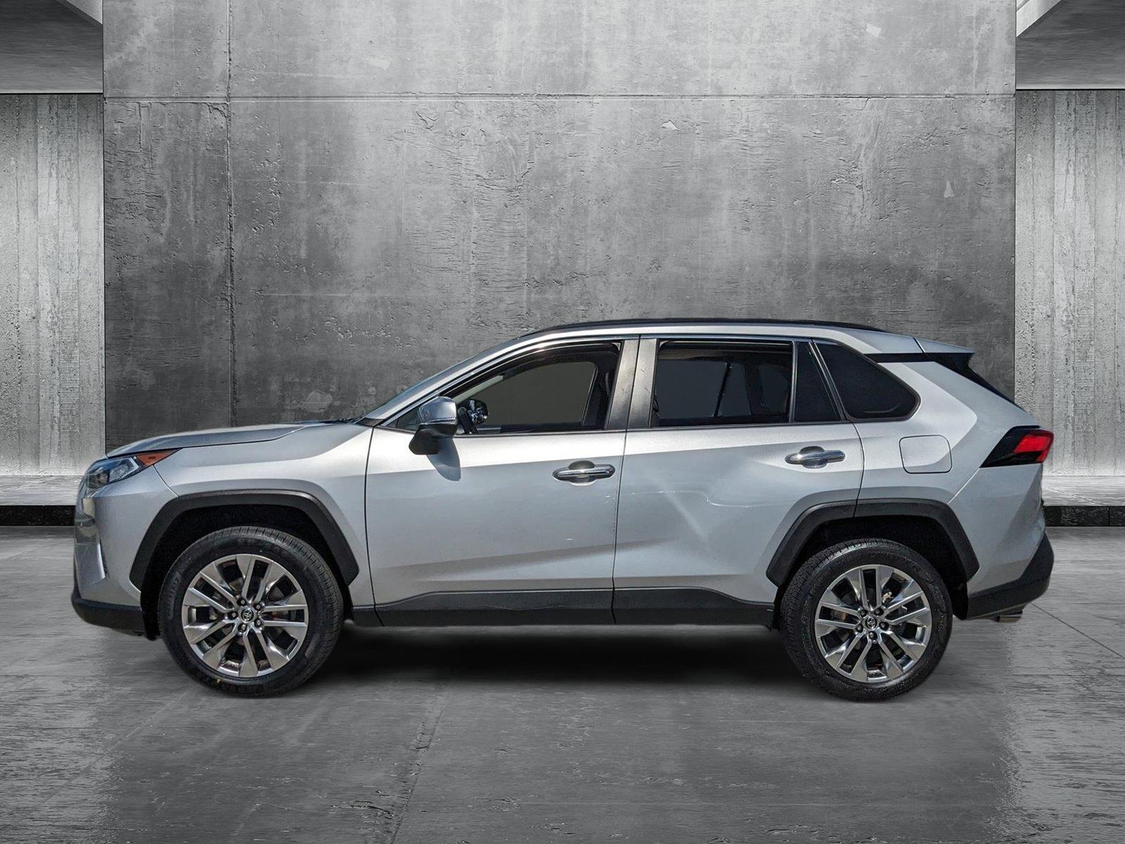 2019 Toyota RAV4 Vehicle Photo in Winter Park, FL 32792