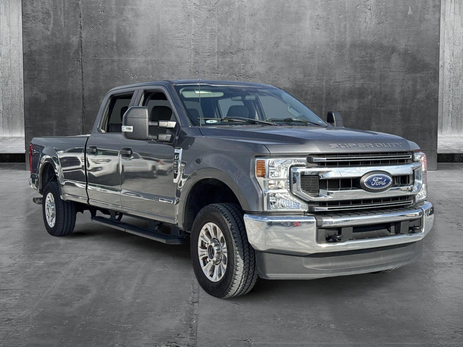 2022 Ford Super Duty F-250 SRW Vehicle Photo in Ft. Myers, FL 33907