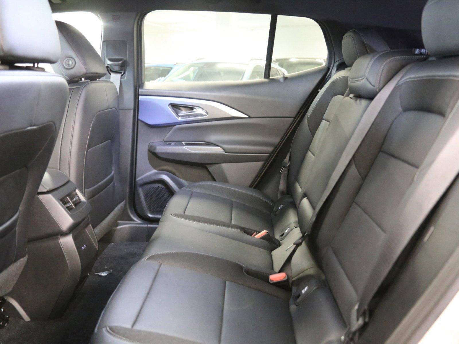 2025 Chevrolet Equinox EV Vehicle Photo in LOS ANGELES, CA 90007-3794