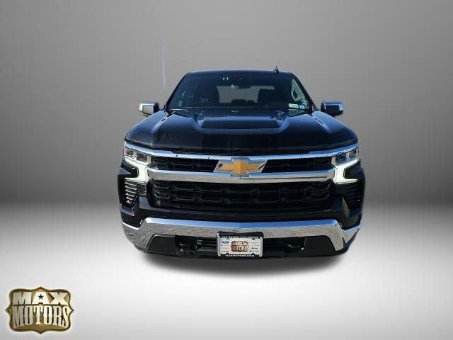 Used 2022 Chevrolet Silverado 1500 LT with VIN 1GCPDDEK5NZ605588 for sale in Nevada, MO