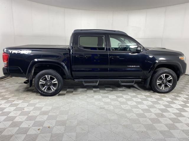 2017 Toyota Tacoma Vehicle Photo in MEDINA, OH 44256-9001