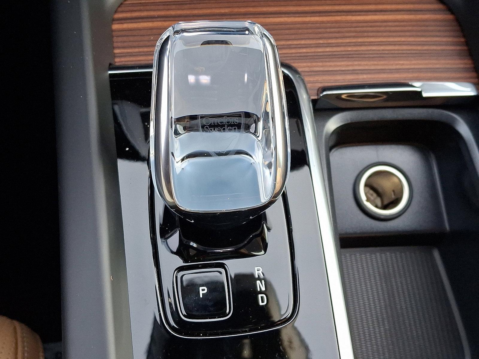 2025 Volvo XC60 Vehicle Photo in Trevose, PA 19053