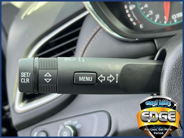 2022 Chevrolet Trax Vehicle Photo in Roslyn, NY 11576