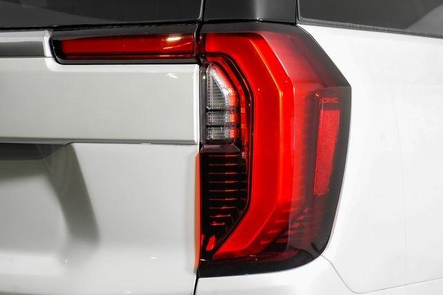 2025 GMC Yukon XL Vehicle Photo in PUYALLUP, WA 98371-4149