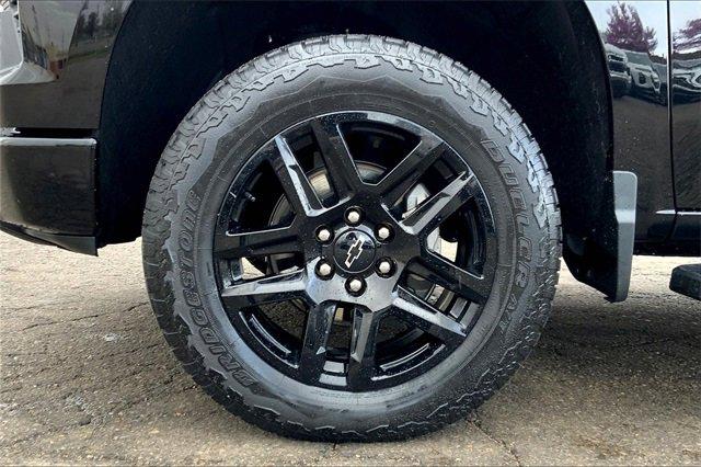 2023 Chevrolet Silverado 1500 Vehicle Photo in TOPEKA, KS 66609-0000