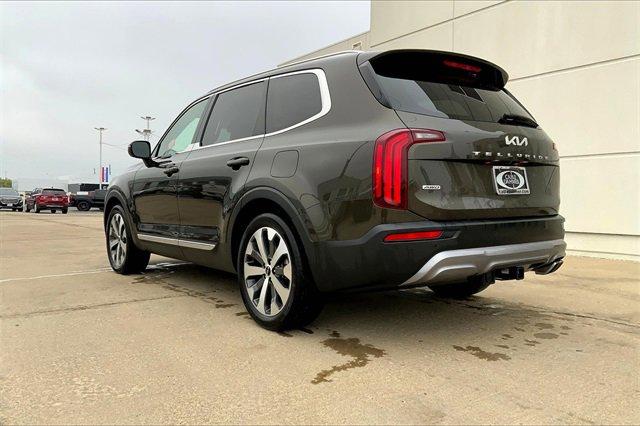 2022 Kia Telluride Vehicle Photo in TOPEKA, KS 66609-0000