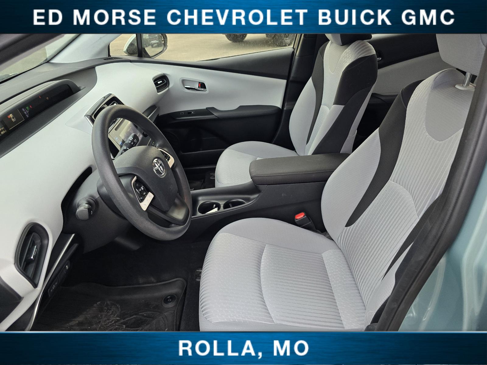 2016 Toyota Prius Vehicle Photo in Rolla, MO 65401