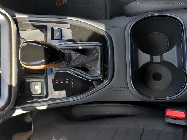 2025 Subaru Outback Vehicle Photo in Green Bay, WI 54304
