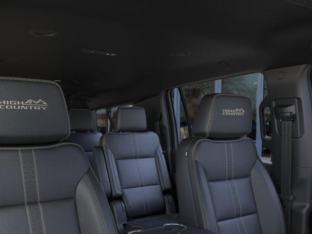 2025 Chevrolet Suburban Vehicle Photo in APPLETON, WI 54914-4656
