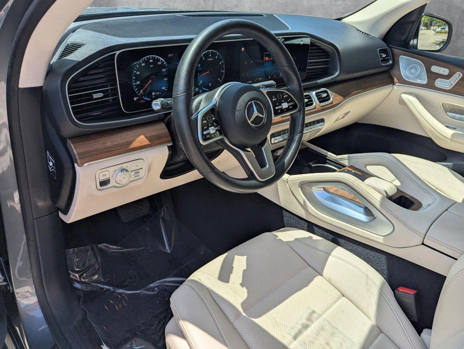 2022 Mercedes-Benz GLE Vehicle Photo in Delray Beach, FL 33444