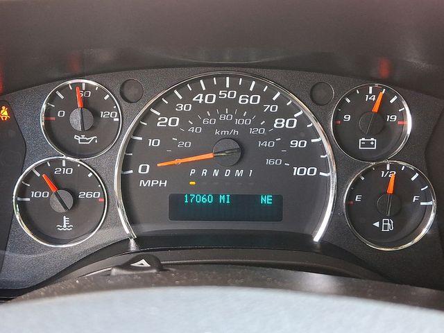 2023 GMC Savana Passenger 3500 Vehicle Photo in DANBURY, CT 06810-5034