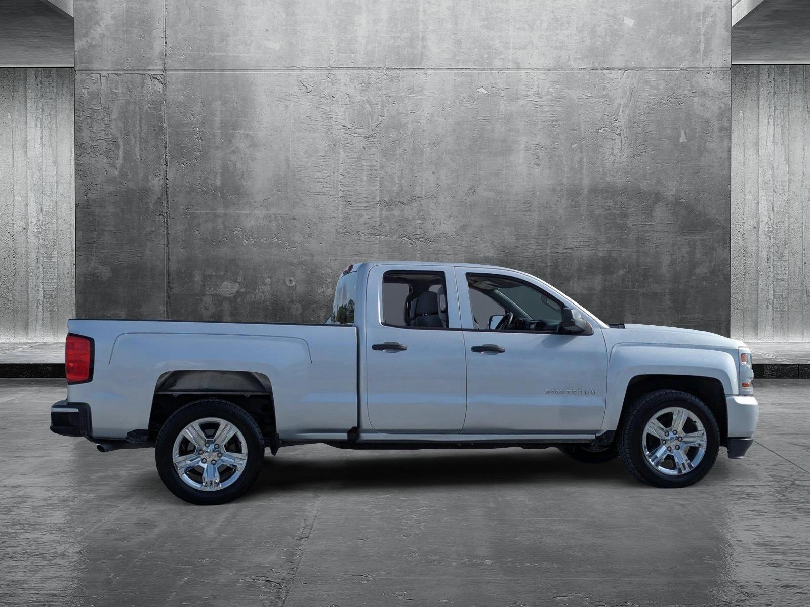 2019 Chevrolet Silverado 1500 LD Vehicle Photo in Ft. Myers, FL 33907