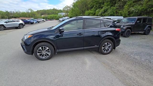 2017 Toyota RAV4 Hybrid Vehicle Photo in Pleasant Hills, PA 15236