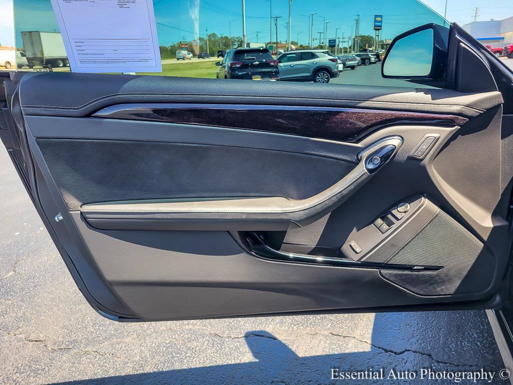 2012 Cadillac CTS-V Vehicle Photo in AURORA, IL 60503-9326