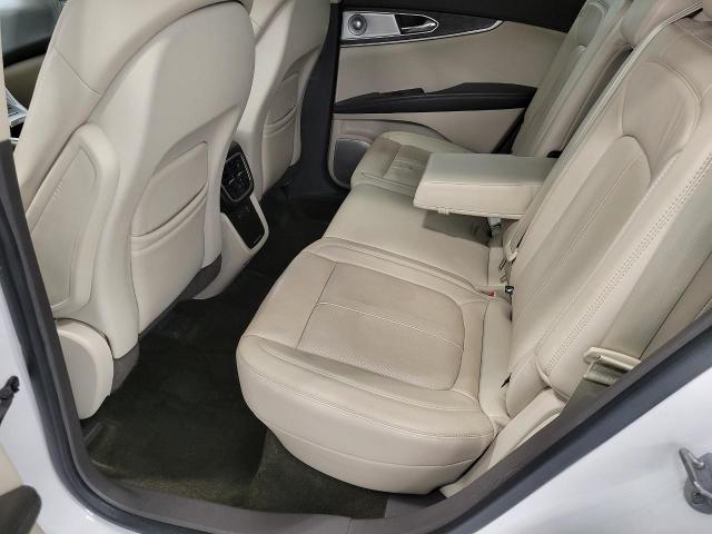 2016 Lincoln MKX Vehicle Photo in Neenah, WI 54956