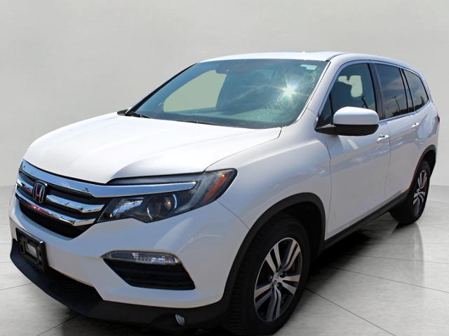 2018 Honda Pilot Vehicle Photo in Green Bay, WI 54304