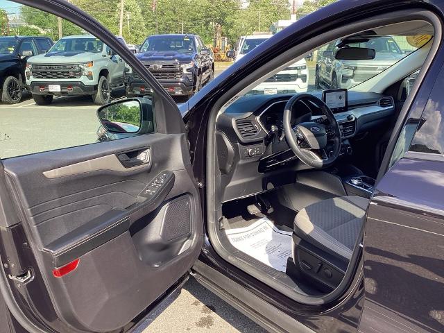 2022 Ford Escape Vehicle Photo in GARDNER, MA 01440-3110