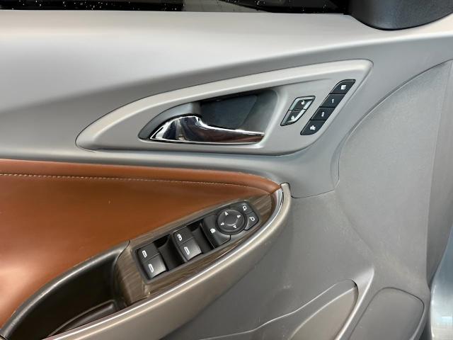 2018 Chevrolet Malibu Vehicle Photo in Green Bay, WI 54304
