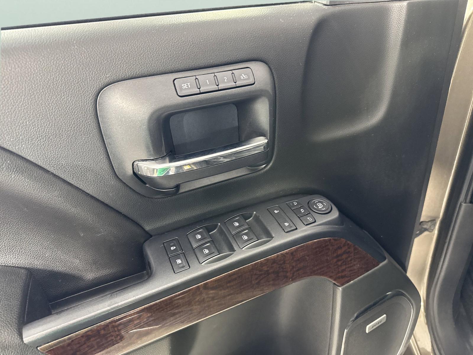 2015 GMC Sierra 1500 Vehicle Photo in GEORGETOWN, TX 78626-7508