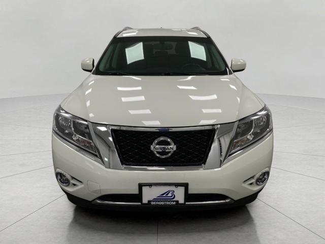 2015 Nissan Pathfinder Vehicle Photo in Appleton, WI 54913