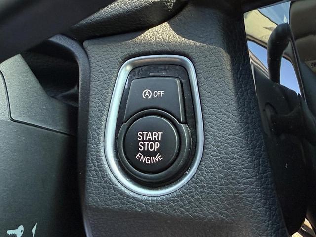 2018 BMW 320i xDrive Vehicle Photo in COLUMBIA, MO 65203-3903
