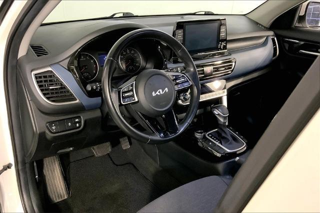 2023 Kia Seltos Vehicle Photo in Lees Summit, MO 64086