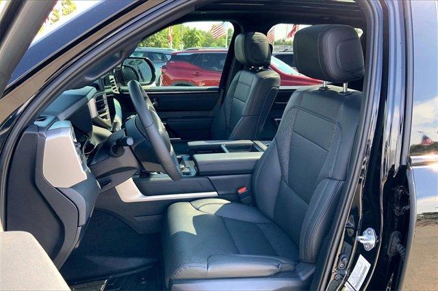 2025 Toyota Tundra 4WD Vehicle Photo in KANSAS CITY, MO 64114-4502