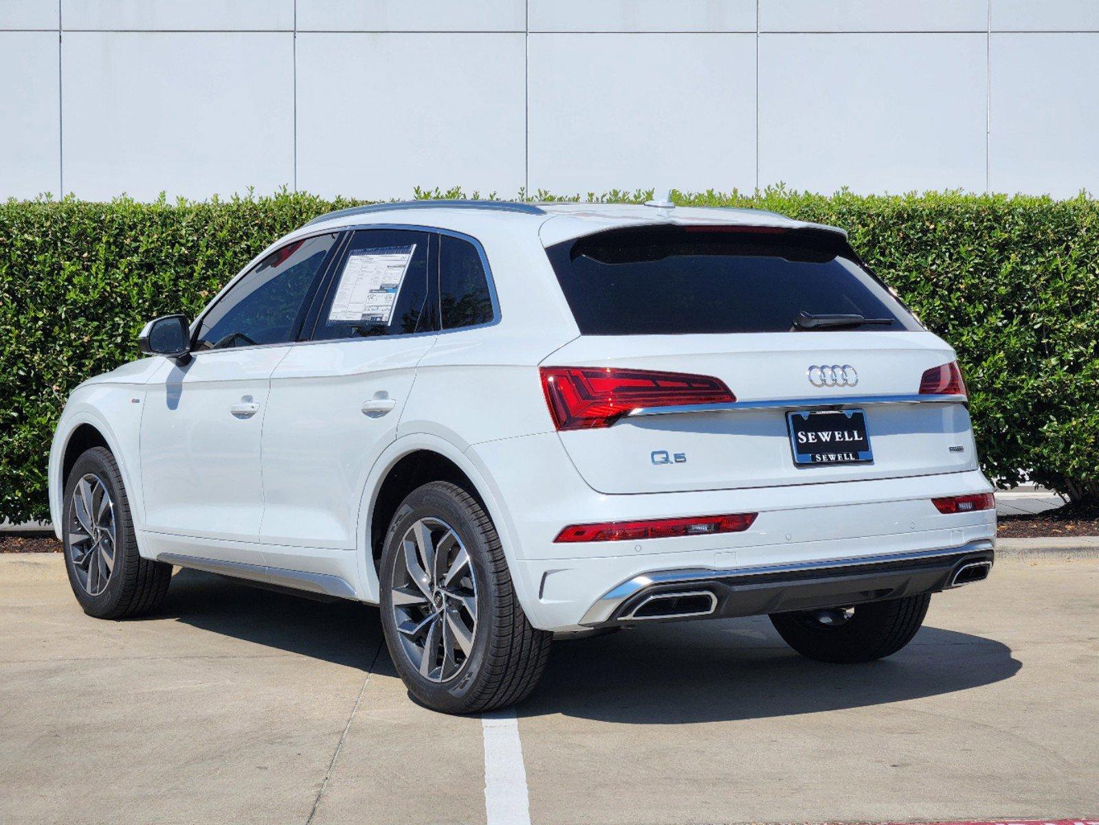 2024 Audi Q5 Vehicle Photo in MCKINNEY, TX 75070