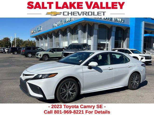 Select 2023 Toyota Camry