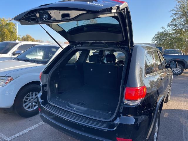 2017 Jeep Grand Cherokee Vehicle Photo in GOODYEAR, AZ 85338-1310