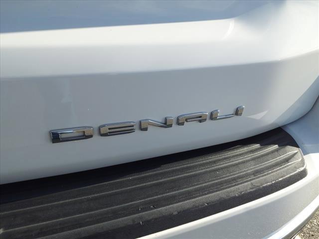 2021 GMC Yukon Vehicle Photo in EMPORIA, VA 23847-1235