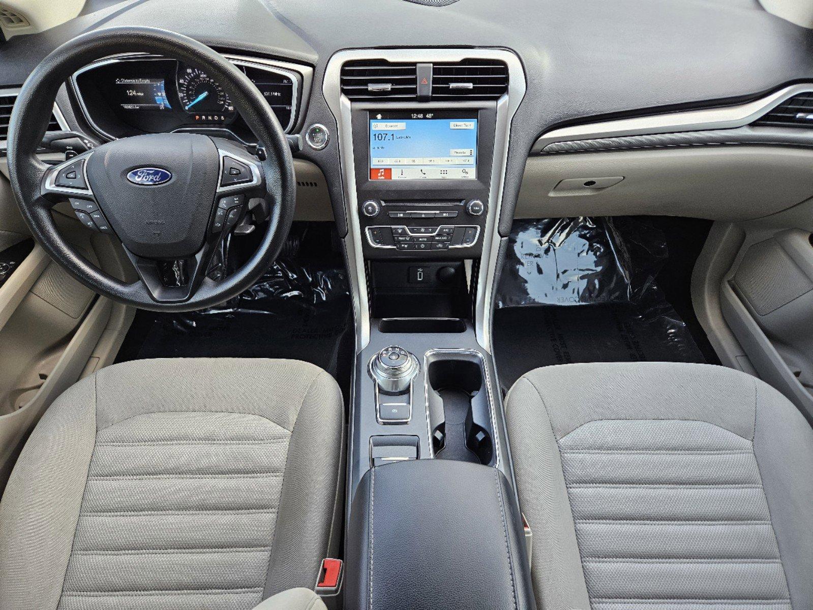 2017 Ford Fusion Vehicle Photo in FORT WORTH, TX 76132