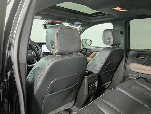 2023 GMC Canyon Vehicle Photo in ENGLEWOOD, CO 80113-6708