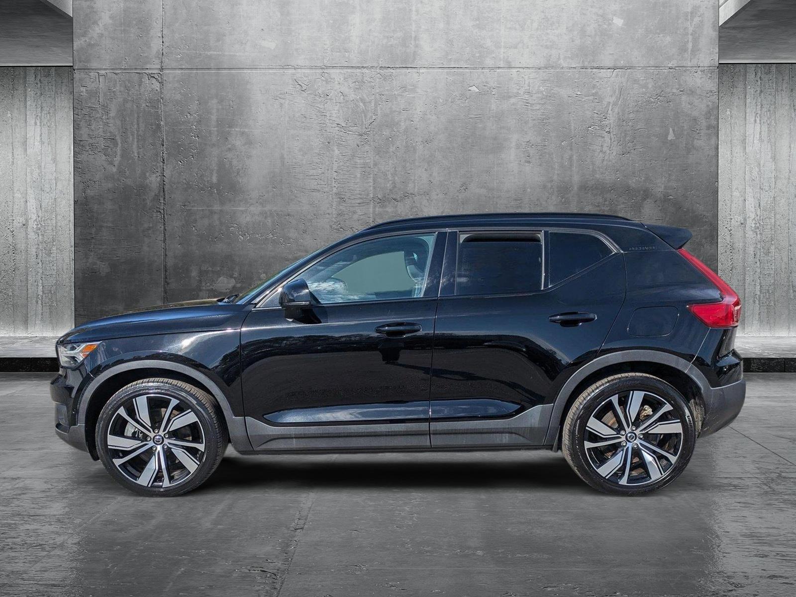 2022 Volvo XC40 Recharge Pure Electric Vehicle Photo in Jacksonville, FL 32244