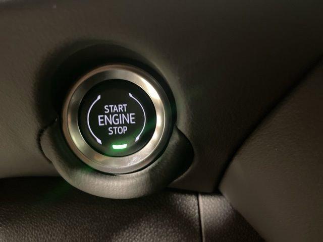 2025 Chevrolet Suburban Vehicle Photo in PHOENIX, AZ 85014-3381