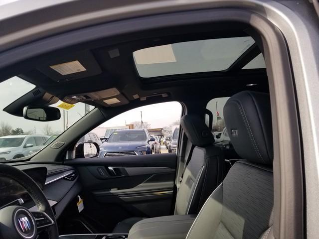 2025 Buick Enclave Vehicle Photo in ELYRIA, OH 44035-6349
