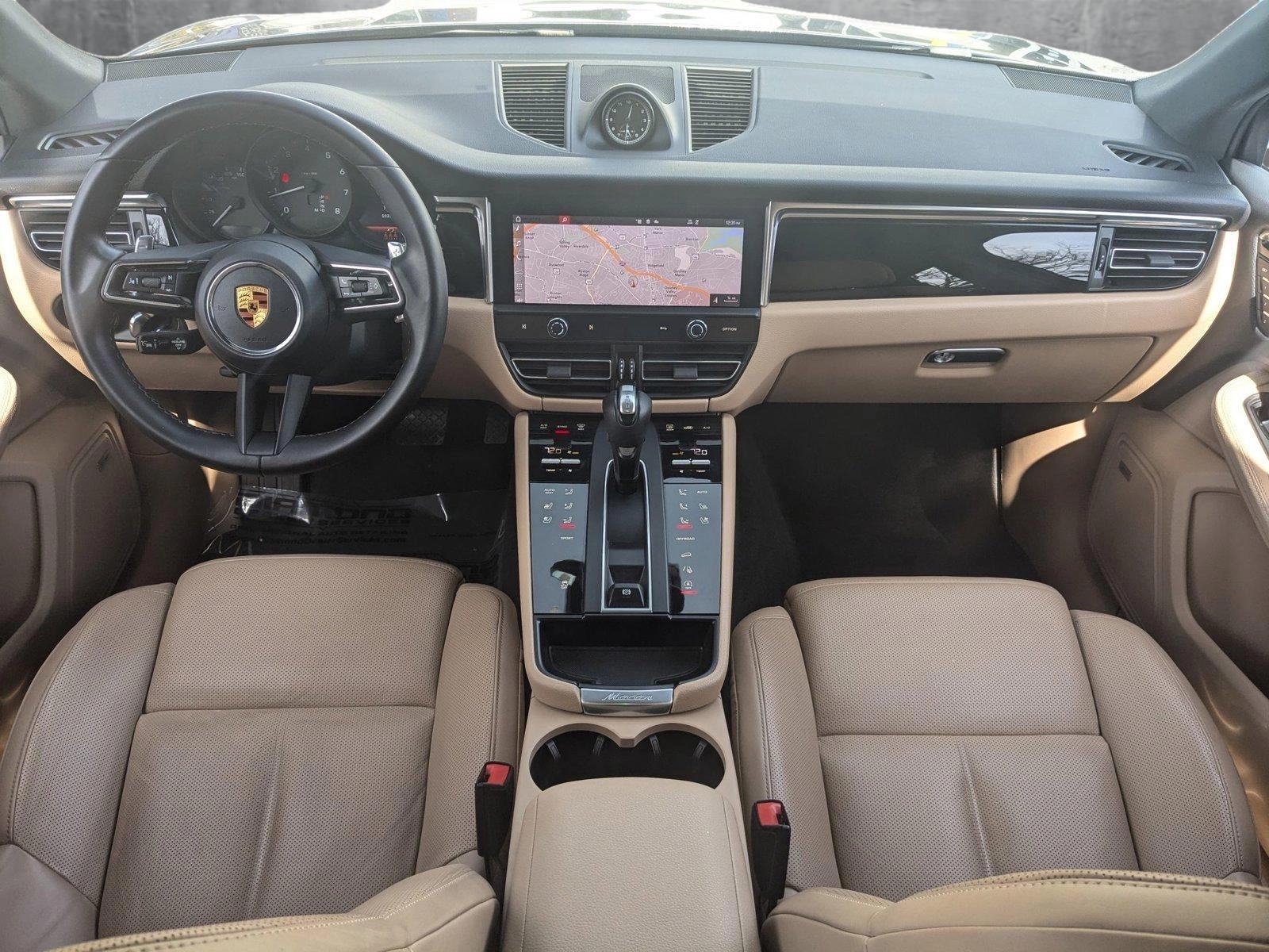 2022 Porsche Macan Vehicle Photo in Towson, MD 21204