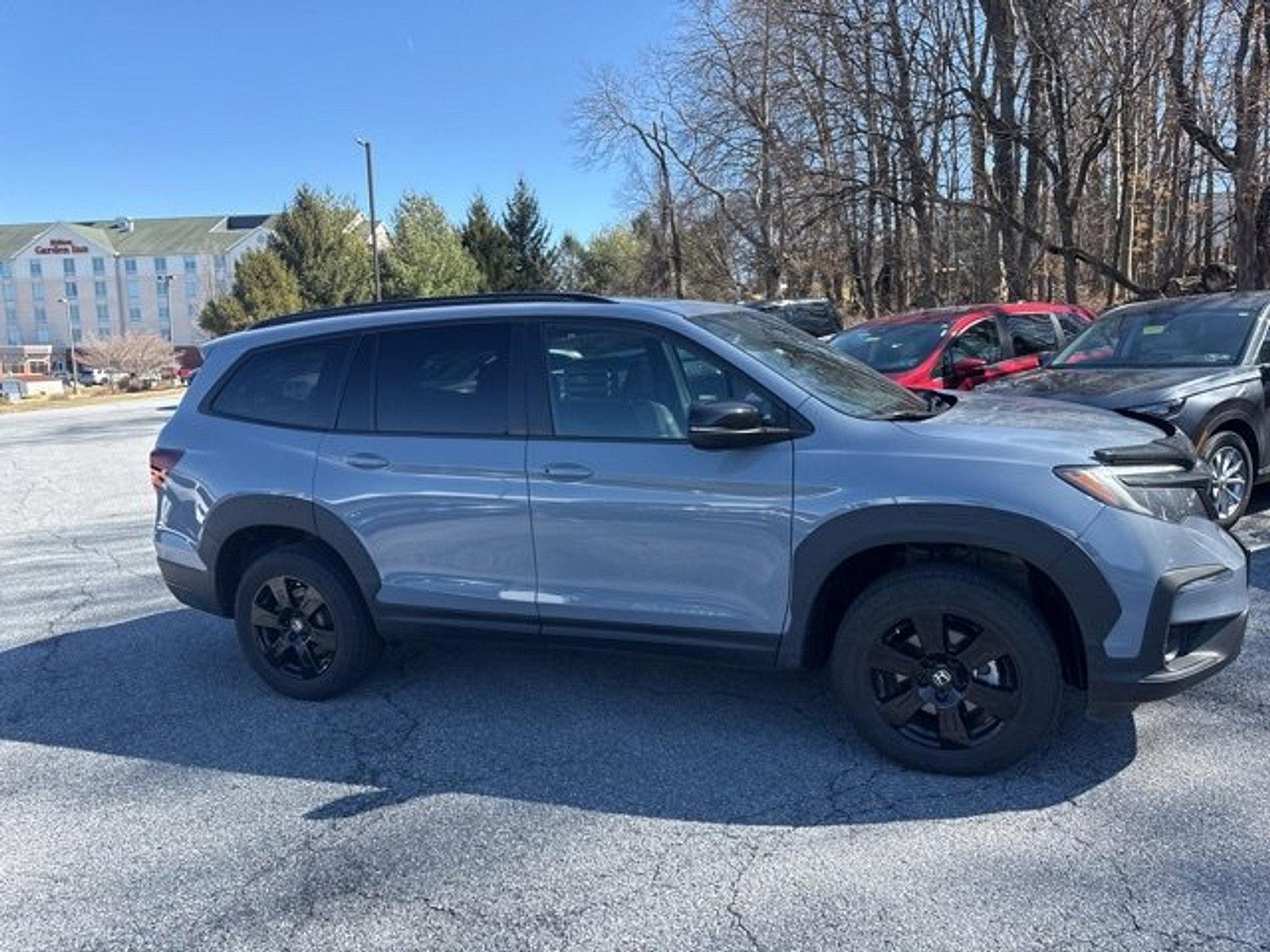 2022 Honda Pilot Vehicle Photo in Harrisburg, PA 17111