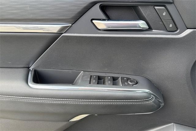 2025 GMC Acadia Vehicle Photo in ELK GROVE, CA 95757-8703