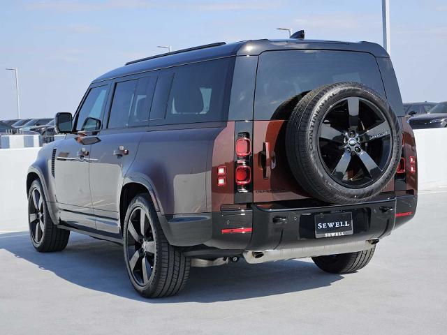 2025 Defender Vehicle Photo in AUSTIN, TX 78717