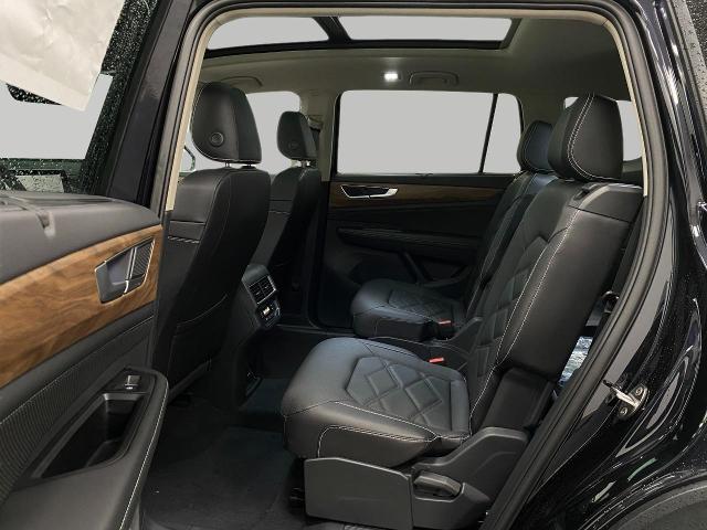 2025 Volkswagen Atlas Vehicle Photo in Appleton, WI 54913