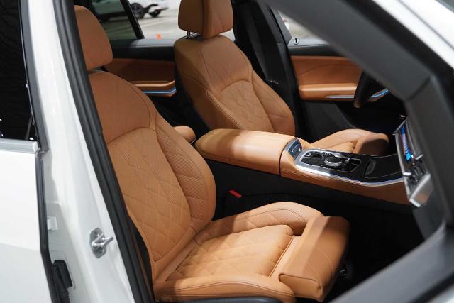 2025 BMW X5 sDrive40i Vehicle Photo in GRAPEVINE, TX 76051